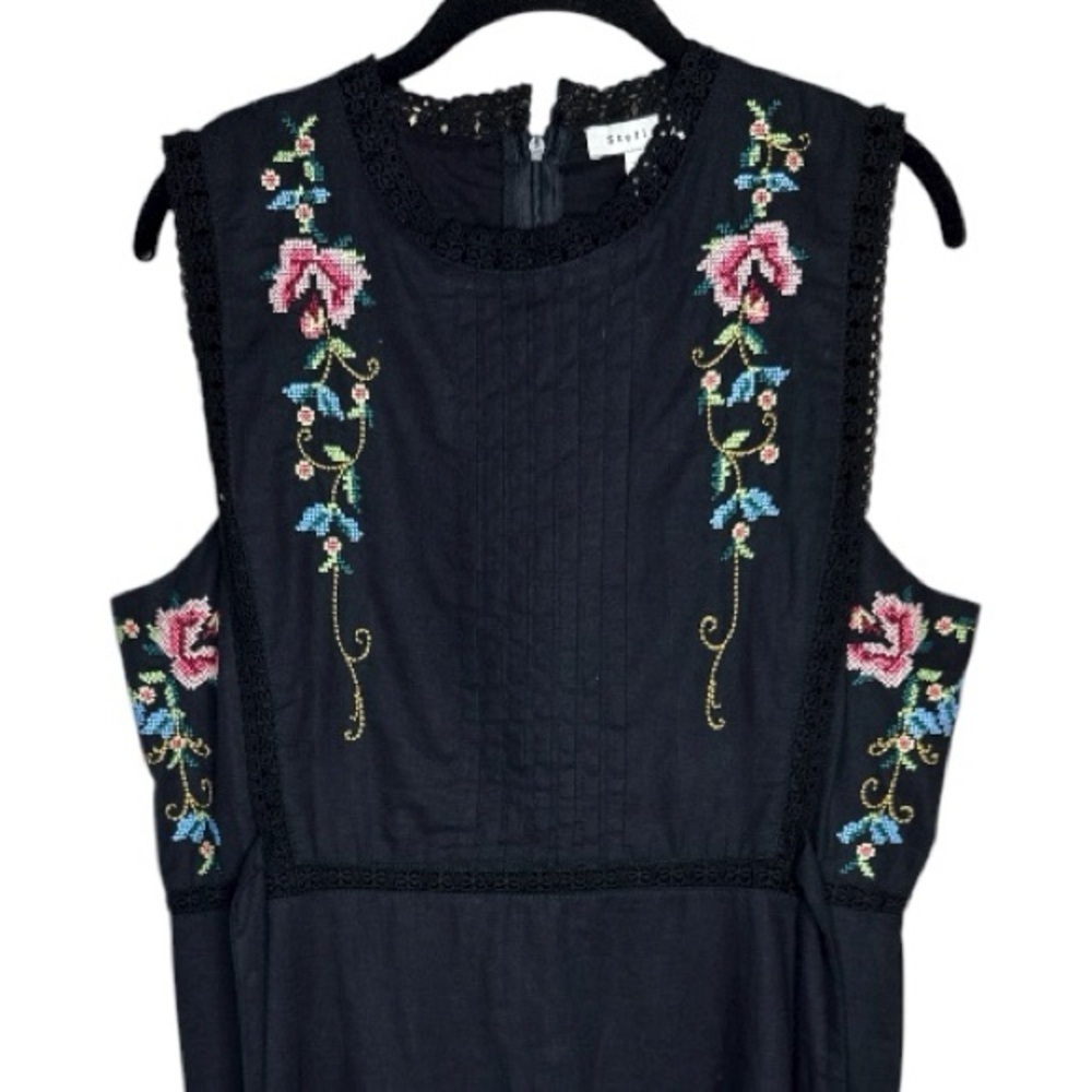 Stellah Embroidered Placement & Lace Black Dress Size Large - Picture 4 of 16